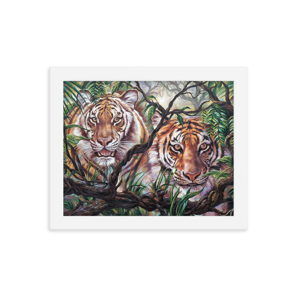 Framed photo paper poster: Eyes Of The Jungle