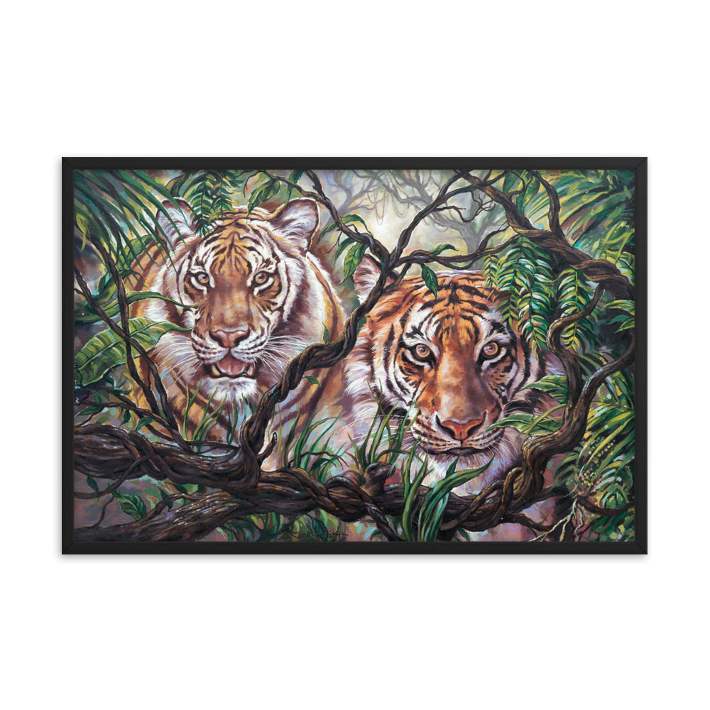 Framed photo paper poster: Eyes Of The Jungle