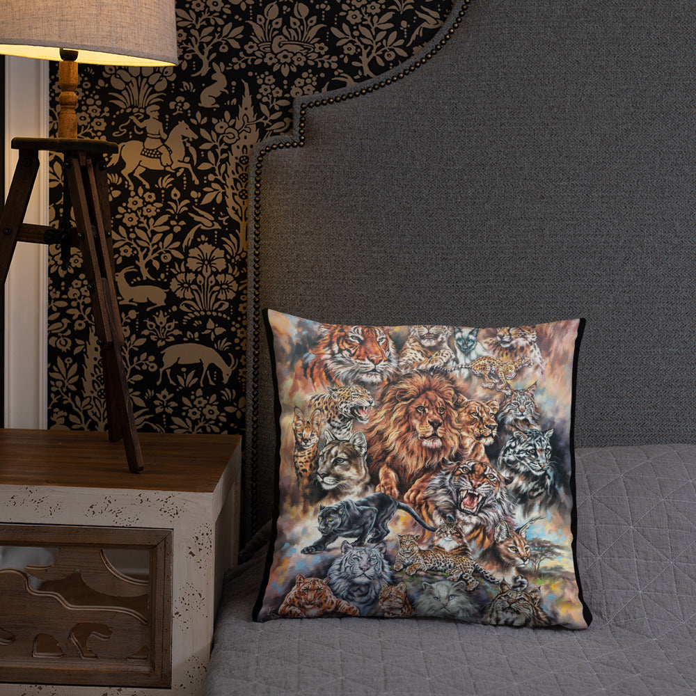 Pillow: Meow! The Cat Family