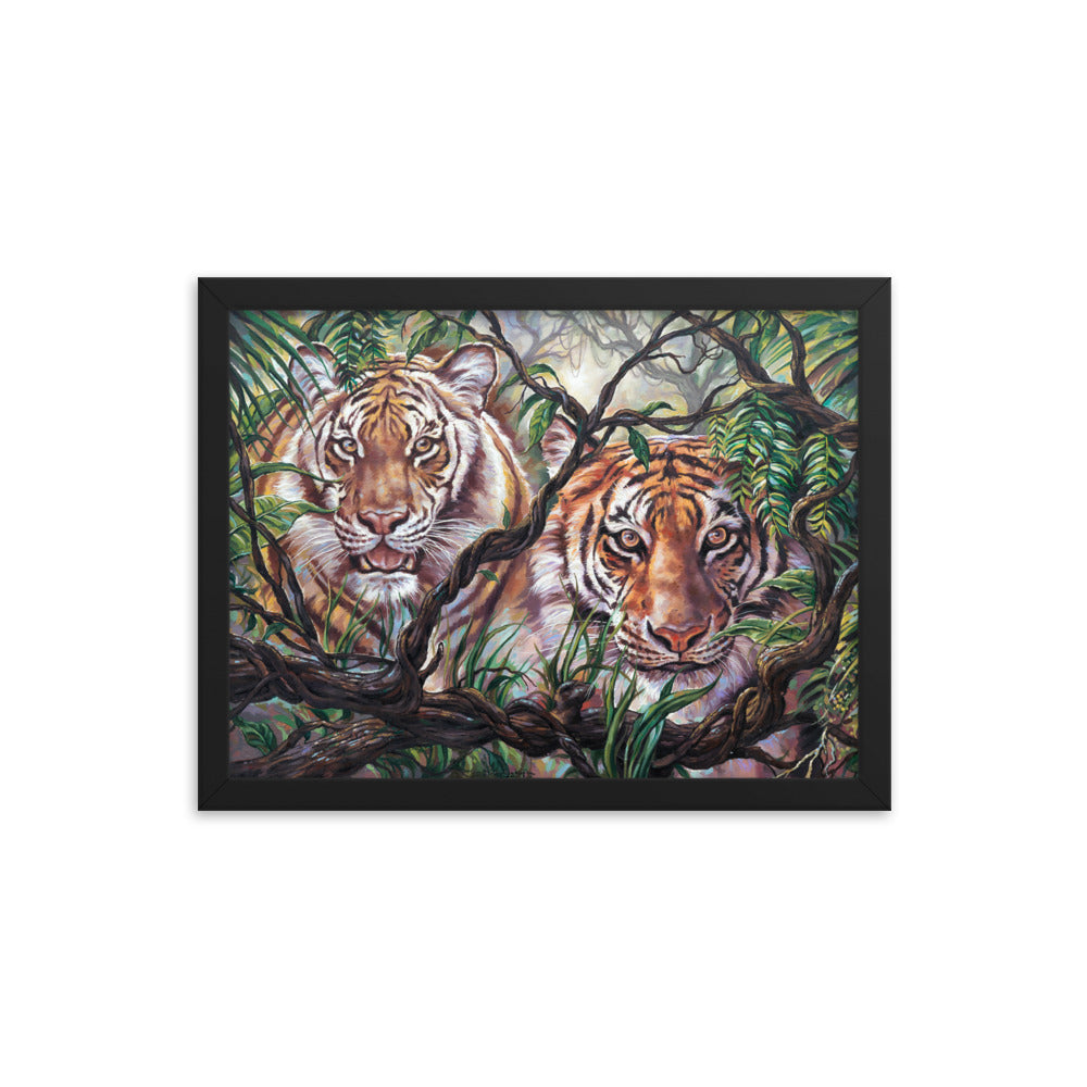 Framed photo paper poster: Eyes Of The Jungle
