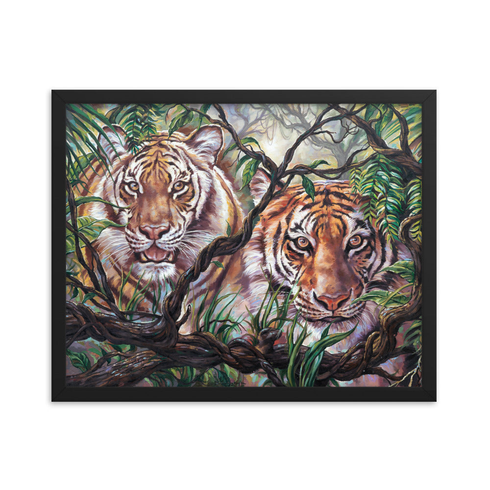 Framed photo paper poster: Eyes Of The Jungle